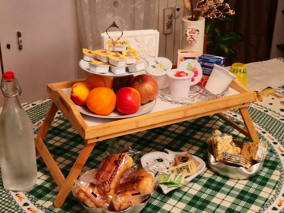 B&B Da Thais Un Piacevole Relax Триест Экстерьер фото